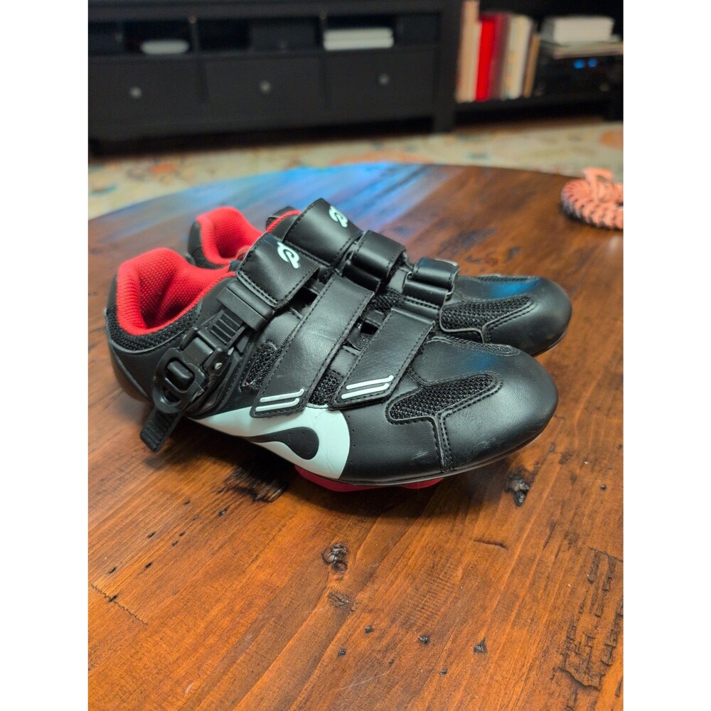 EUC Peloton cycling bike shoes with look delta cleats EU 38 US women's 7